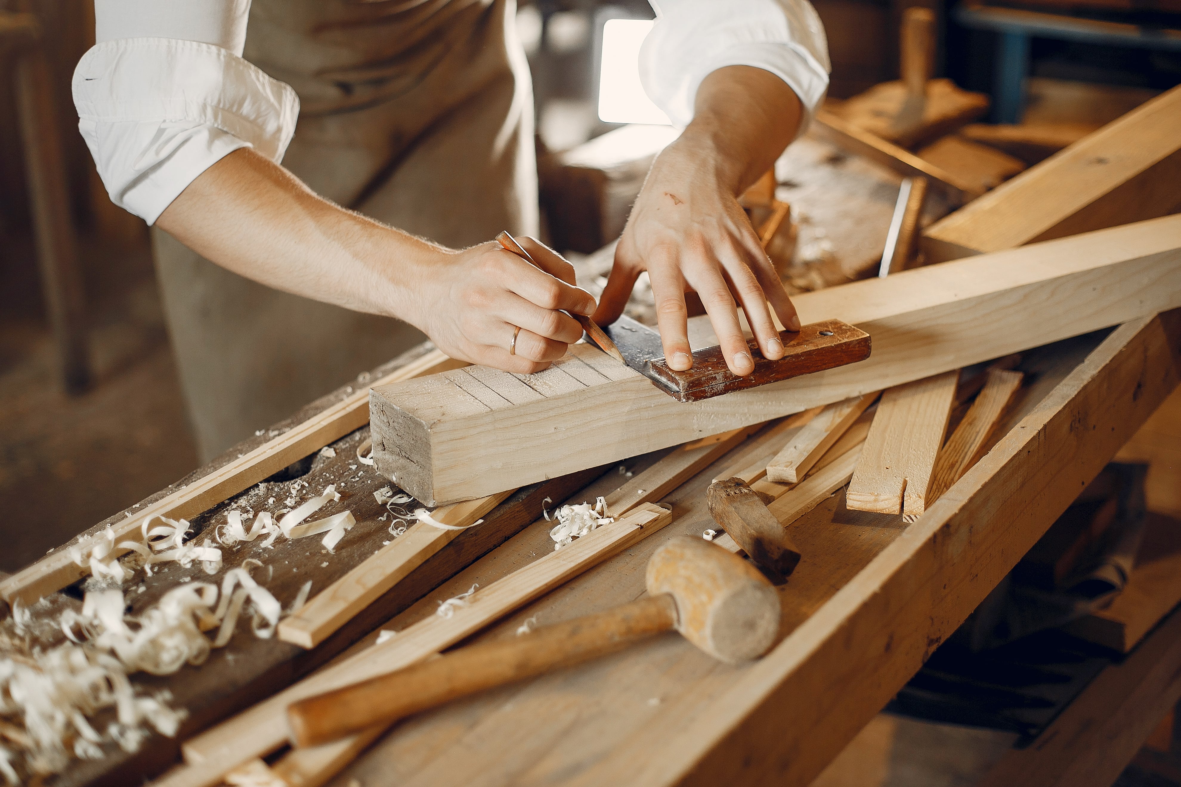 The Art of Traditional Amish Furniture Making